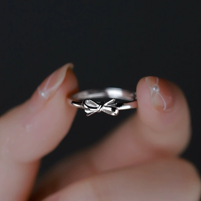 แหวนโบว์เงินแท้ / Ribbon Ring / แหวนเงิน / Silver Ring / Minimal Ring /Korean Ring /แหวนสไตล์เกาหลี