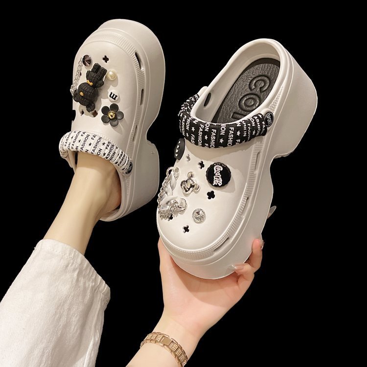 Luckkyshoes พร้อมส่งถึงหน้าบ้าน รองเท้าหัวโตแฟชั่น มี 5 สีให้เลือกจุกๆเลย รุ่นนี้พื้นหนา น้ำหนักเบา ยางดีสุดๆ มาพร้อมกับ