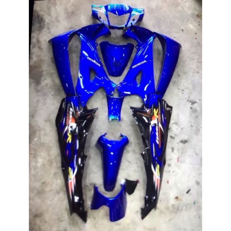 ชุดสี เวฟ125R กุญแจกลม สีน้ำเงินท้ายดำ พร้อมติดสติกเกอร์ วัสดุabsแบบหนา