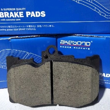 ผ้าเบรคหน้า 3UZ /4UZ  akebono JAPAN ตรงรุ่น