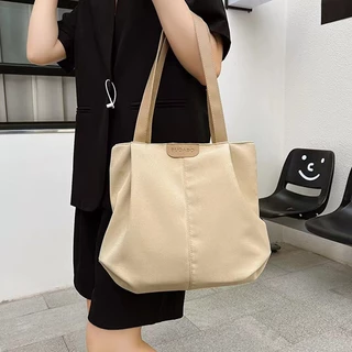 {มาใหม่}กระเป๋าสะพายข้าง กระเป๋าผู้หญิง แฟชั่น งานสวย ยาว42*30cm