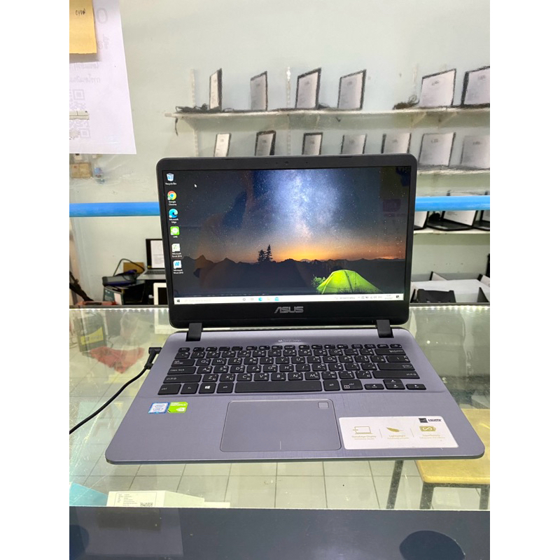 ASUS X470U i5  Gen8 SSD240GB