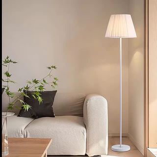 ไฟตั้งพื้น โคมไฟตั้งพื้น โคมไฟ Floor Lamp พร้อมปุ่มสวิตช์ แถมฟรีหลอดไฟ