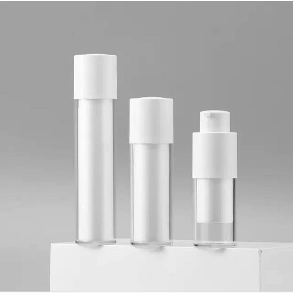 ขวดปั๊มสุญญากาศทรงกลม หมุนได้ สีฝ้า สีใส ขนาด15ml. 30ml. 50ml.ขวดสุญญากาศเหมาะสำหรับบรรจุเนื้อผลิตภัณฑ์ที่เป็นชนิดเหลว