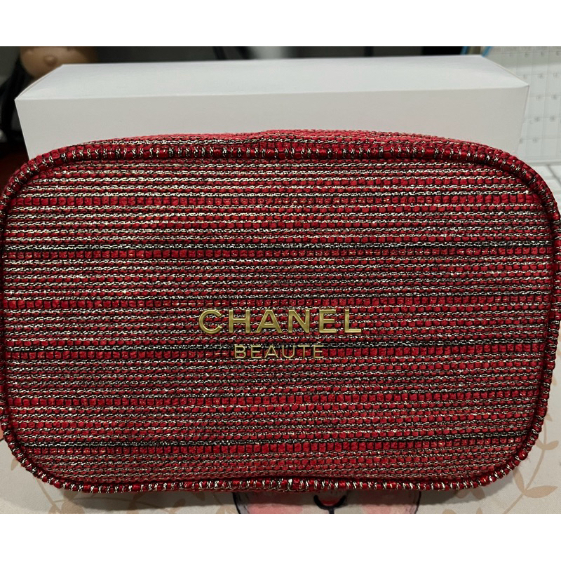 chanel pouch กระเป๋าเครื่องสำอางค์