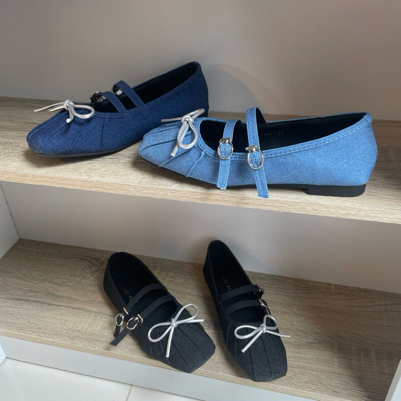 (Clearance Sale) รองเท้า รุ่น Bella Shoes มี 3 สี | PENN STUDIO