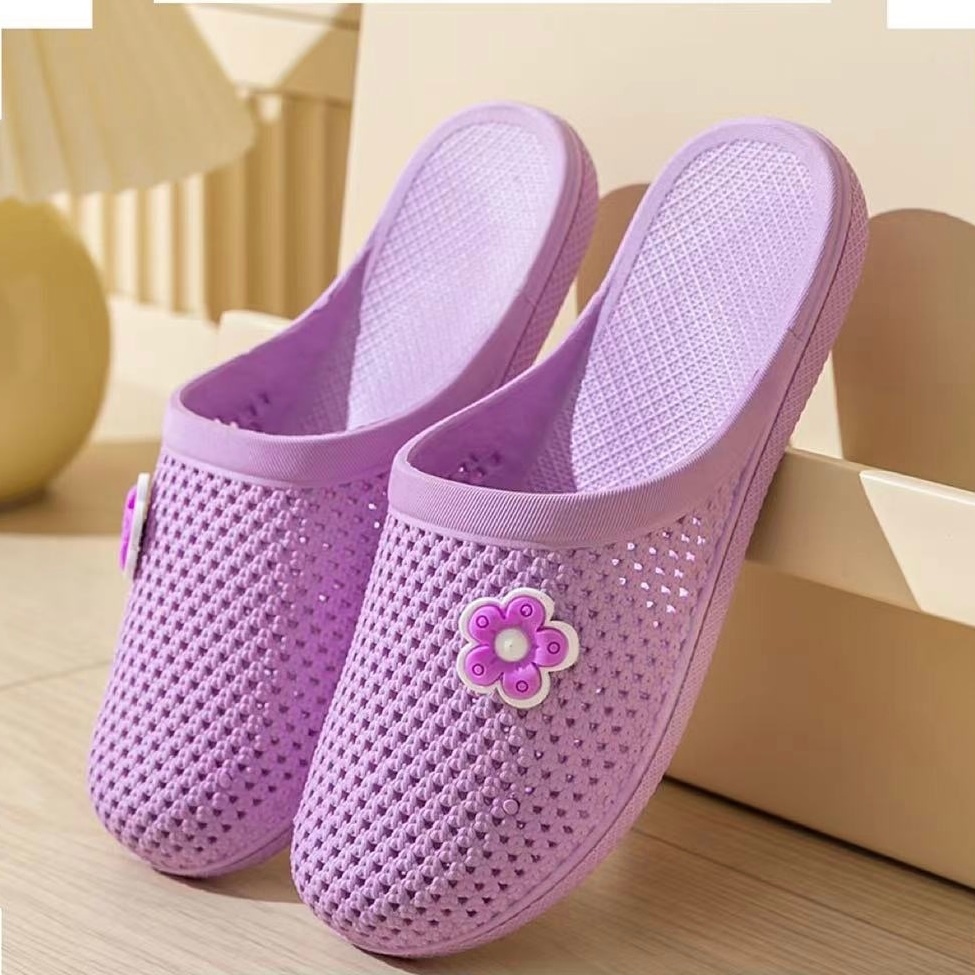 รองเท้าแตะผู้หญิง ส้นแบน เย็นสบาย รองเท้าแตะห้องน้ำในร่ม โปรไฟล์กลวงออก ระบายอากาศได้ SS05