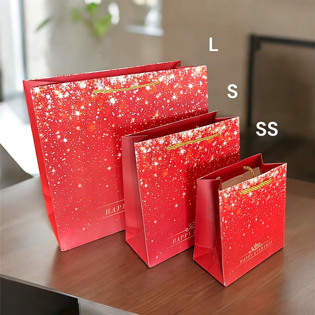 (รหัส69)ถุงกระดาษสีแดง ลายดาวประกายบนท้องฟ้า (1แพ็ค/มี10ใบ)