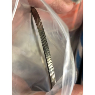 ลวดซีลถุงพลาสติกเท้าเหยียบ 1ชุดมี2เส้นพร้อมหางปลาทองเหลือง