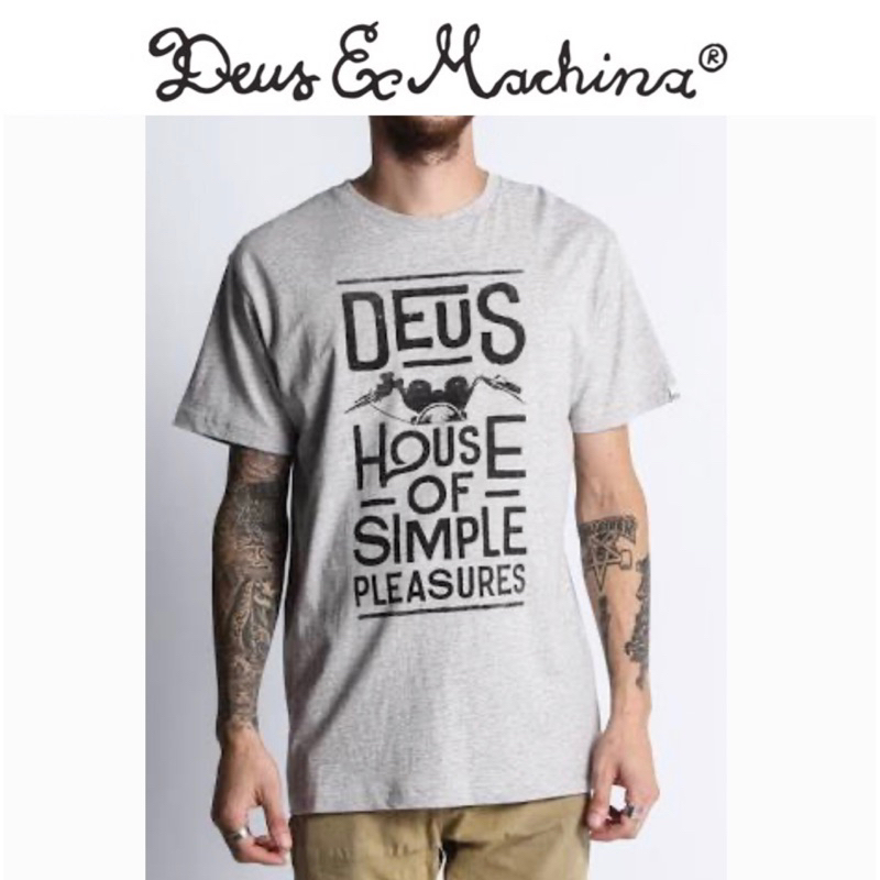เสื้อยืดคอกลม  DEUS แท้💯% (DU022）
