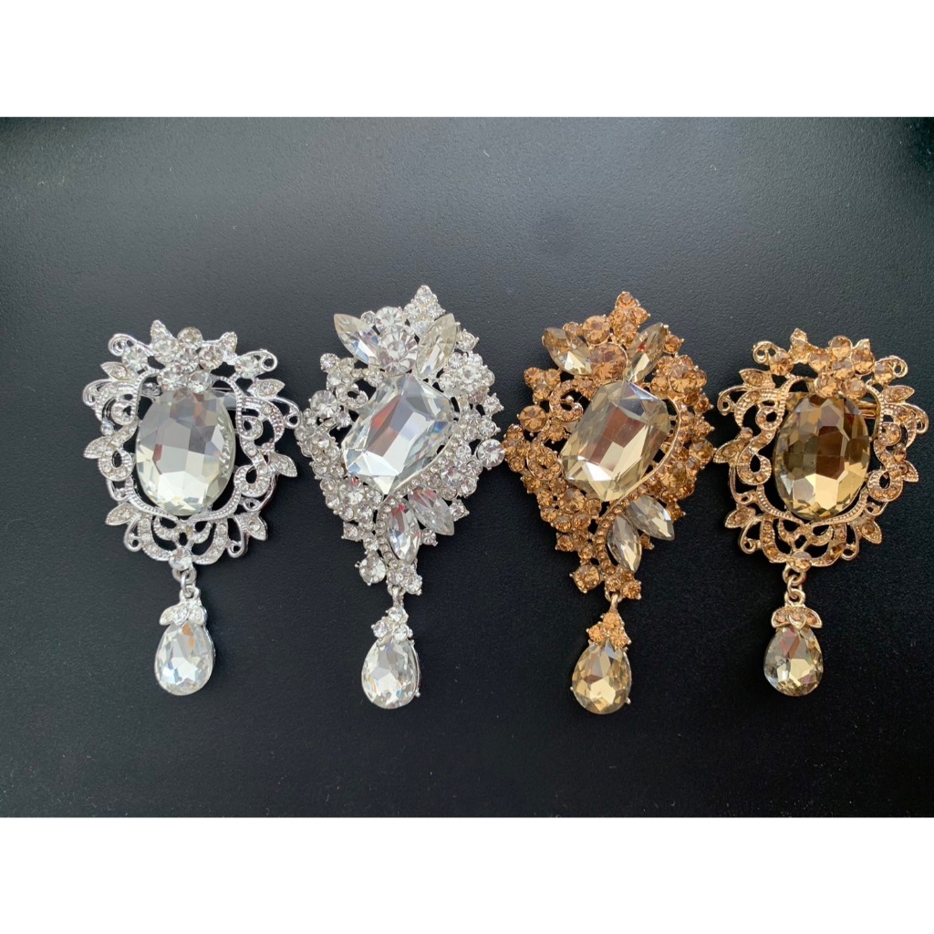 GBK เข็มกลัด คริสตัล สีเงิน สีทอง พร้อมส่ง