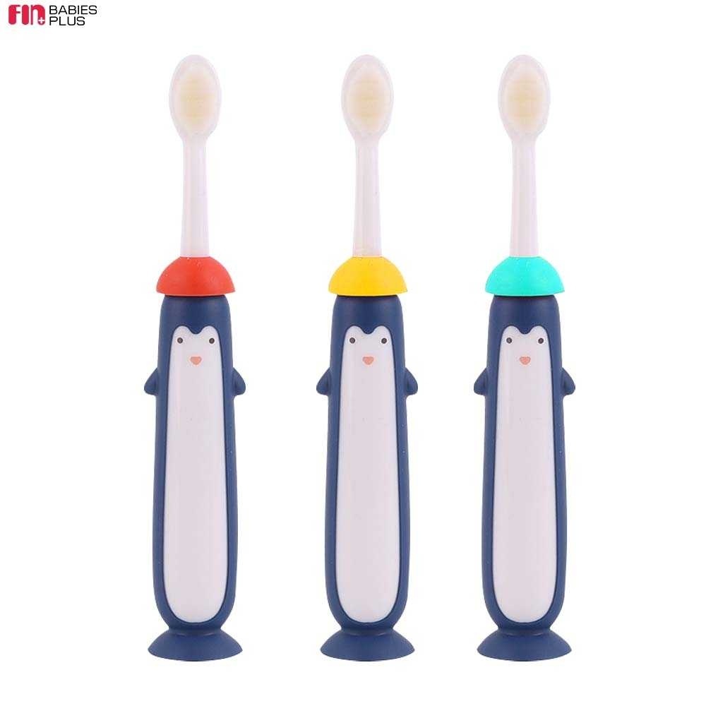 FIN แปรงสีฟันเด็ก ขนนุ่มพิเศษ BPAFree รุ่นST027 แปรงสีฟันมาพร้อมแผ่นรองป้องกัน เหมาะสำหับ1-6ปี ขจัดคราบได้หมดจด