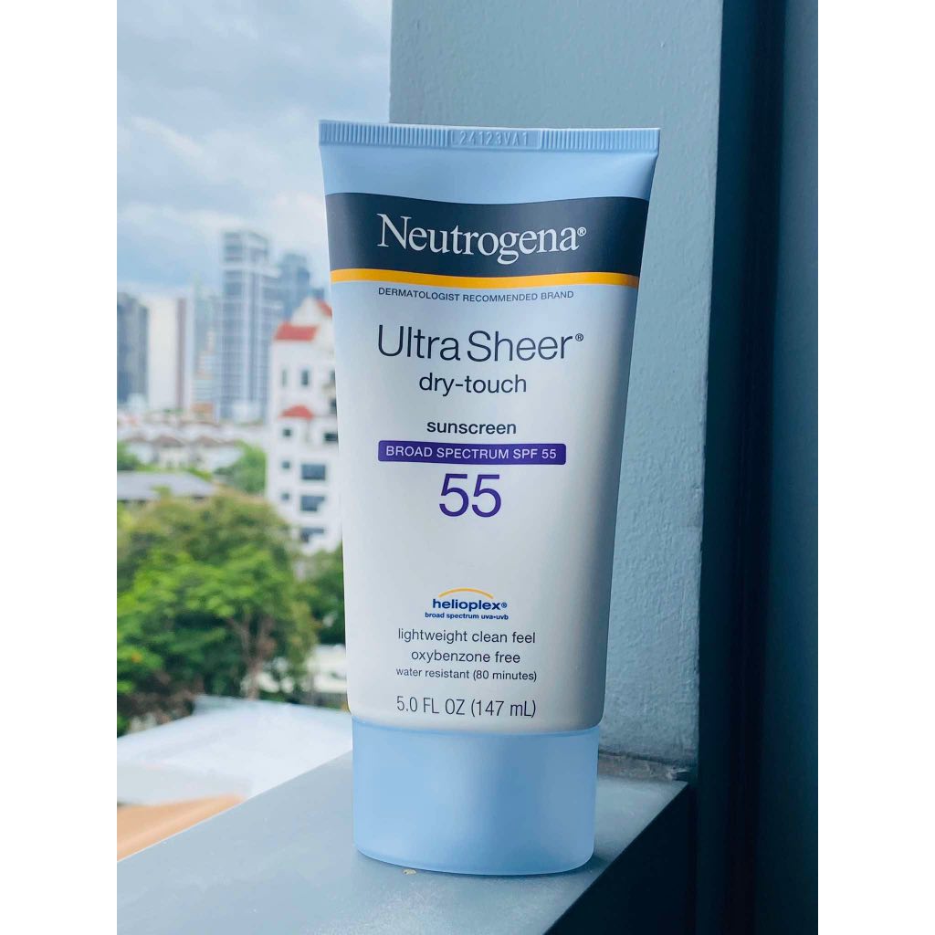 Neutrogena Neutrogena Ultra Sheer® Dry-Touch Sunscreen Broad Spectrum SPF 55 Ultra Sheer® Dry-Touch 