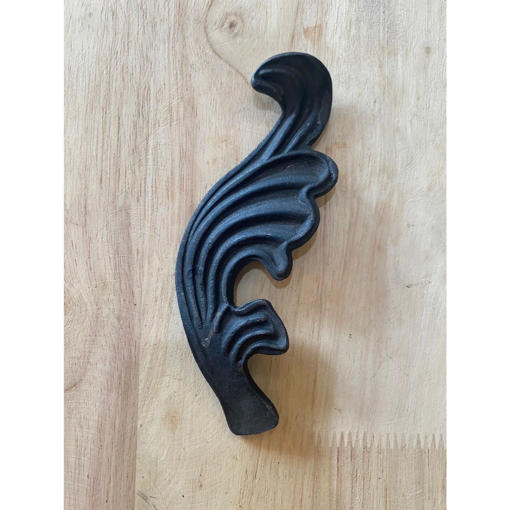 ใบไม้หล่อ2313 ขนาดH10.5xW45cm ผลิตและจำหน่าย อะไหล่ ชิ้นส่วนเหล็กดัดอิตาลี ทนทาน แข็งแรง งานดี มีคุณ