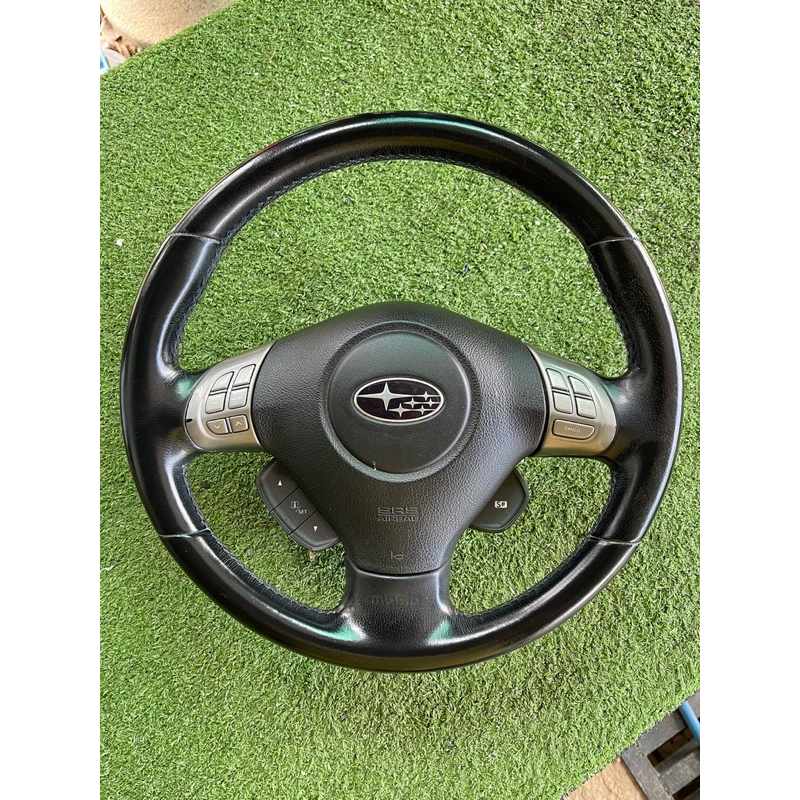 พวงมาลัยsubaruมือสองญี่ปุ่น พวงมาลัย MOMO SUBARU LEGACY แท้มือสองยุ่น BPH BP5/BL5/BP9 LEGACY สวยๆหาย