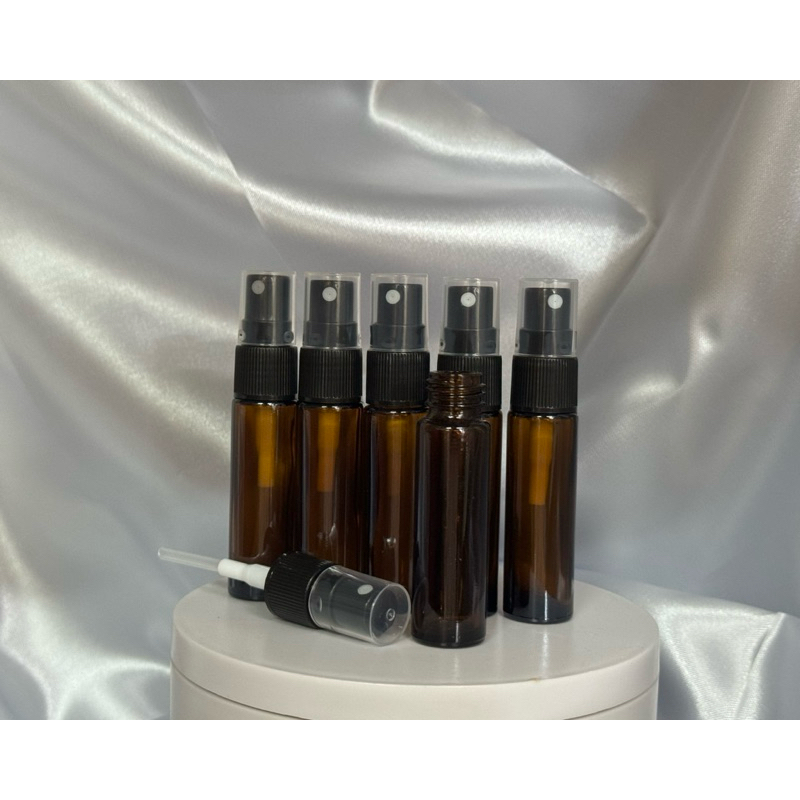 แบ่งขาย (1ขวด) ขวดสเปรย์ ขวดแก้วก้นหนา 10 ml. ขวดแบ่งน้ำหอม ขวดน้ำหอม ขวดใส่น้ำหอม ขวดแก้ว ขวดสเปรย์แก้ว พร้อมส่ง