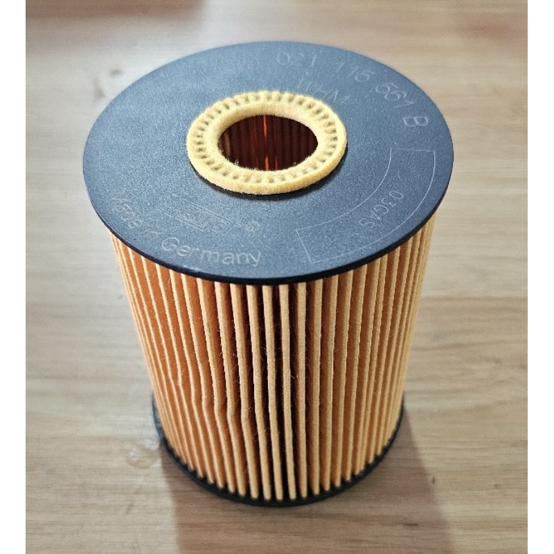 ไส้กรองน้ำมันเครื่อง Volkswagen Transporter T5 V6 เบนซิน 021115562A