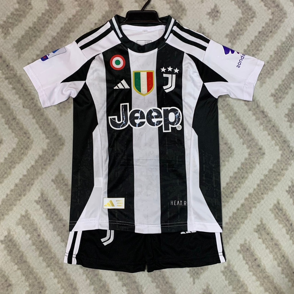 ชุดบอลเด็ก รุ่นใหม่ล่าสุด เสื้อพร้อมกางเกง 2024/2025