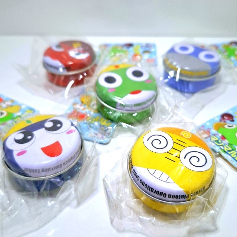 Keroro เคโรโระ พวงกุญแจตลับกลมอลูมิเนียม ของใหม่ป้ายห้อย งาน Popy 2005 ครบเซ็ต 5 แบบ [ขายยกเซ็ต]