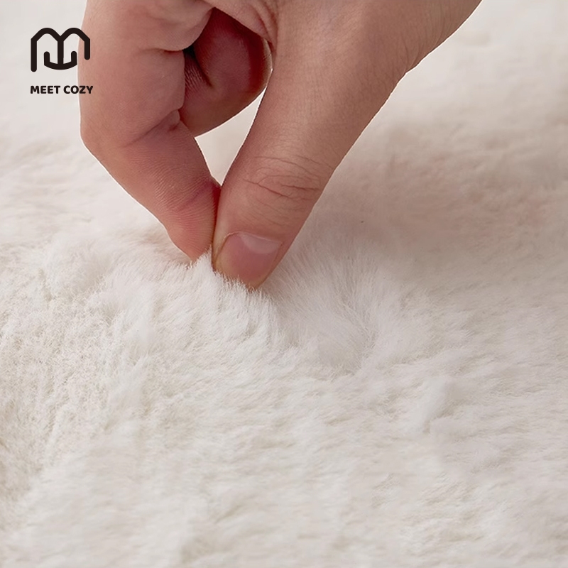 MEET COZY พรมปูพื้น วงรี/Oval ขนนุ่ม ผ้าขนกระต่ายเทียม พรมปูพื้นห้อ ที่สุดแห่งความนุ่ม carpet # 1 DE-July