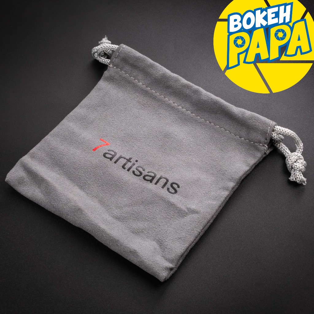 ถุงใส่เลนส์ Lens Bag ยี่ห้อ 7Artisans ( ถุงผ้า กำมะหยี่ ) ( ถุงเลนส์ ) ( ถุงเก็บเลนส์ ) ( ที่เก็บเลนส์กล้อง )
