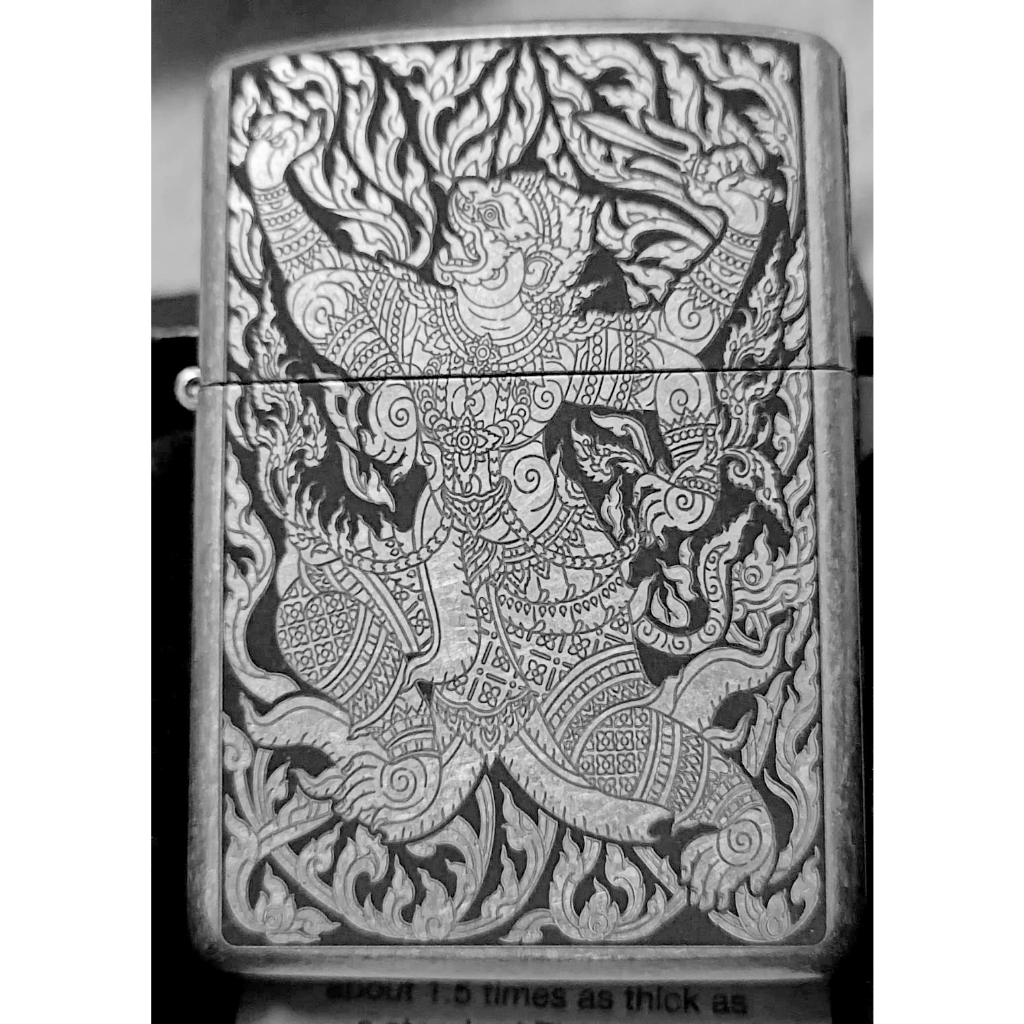 Zippo Replica Brass 1941 ของแท้ สีเงินด้าน ยิงเลเซอร์ ลายหนุมาน 4 กร 5 ด้าน