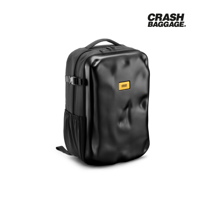 CRASH BAGGAGE กระเป๋าเป้สะพายหลัง รุ่น ICONIC สีดำ