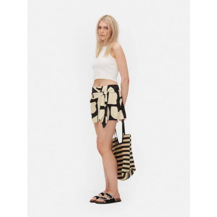 Primark Tie Detail skort กางเกงขาสั้น ป้ายด้านหน้าผูกเอวเหมือนกระโปรง ซิปซ่อนด้านหลัง ใส่กับเสื้อได้ทุกแบบ ผ้าviscose