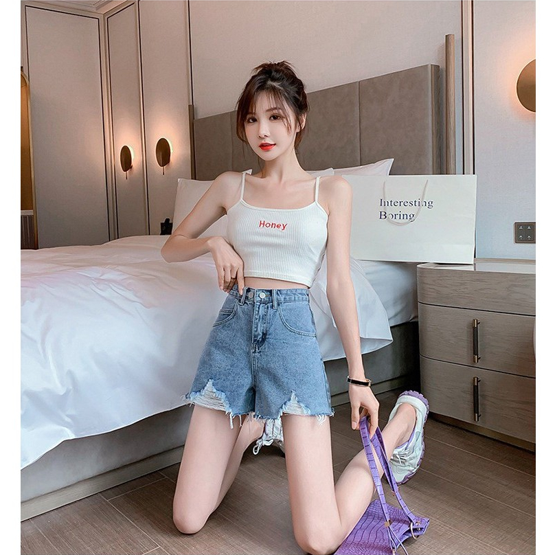 Sweet กางเกงยีนส์ขาสั้น ทรงสวยเข้ารูป ปลายขาขาด เอวปรับได้ 2 ระดับ สั้นสวมใส่สบาย รุ่น ก703#