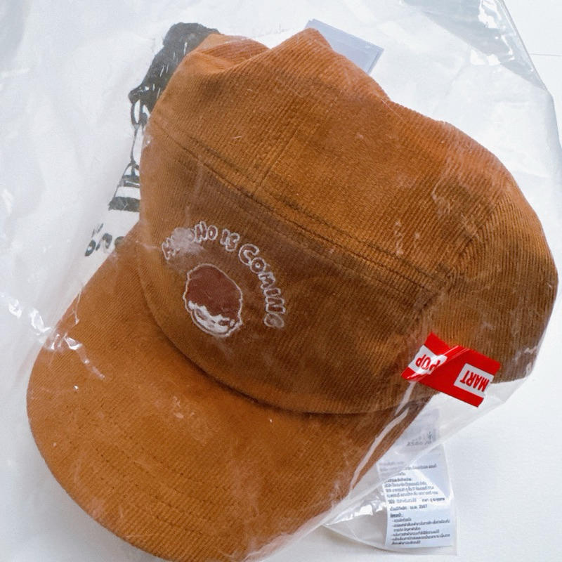 POPMART หมวก 🧢Hirono จากงาน Hirono Exhibition สินค้าพร้อมส่งจากไทย