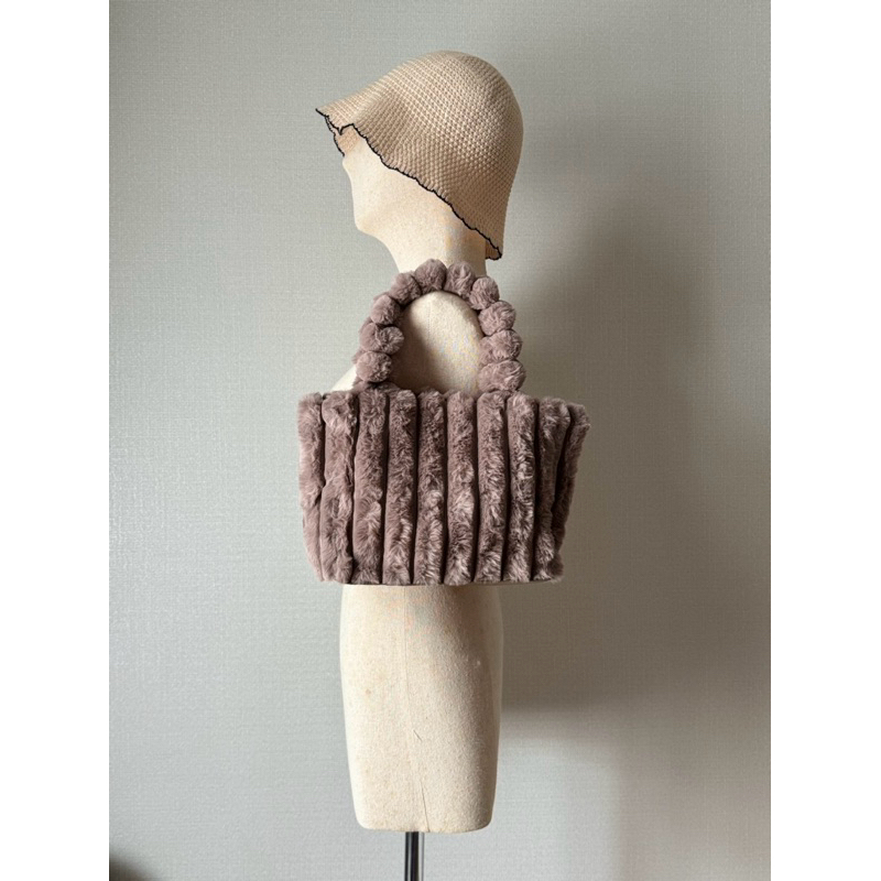 กระเป๋าสะพายข้าง แบรนด์ Shoo La Rue 🤎✨