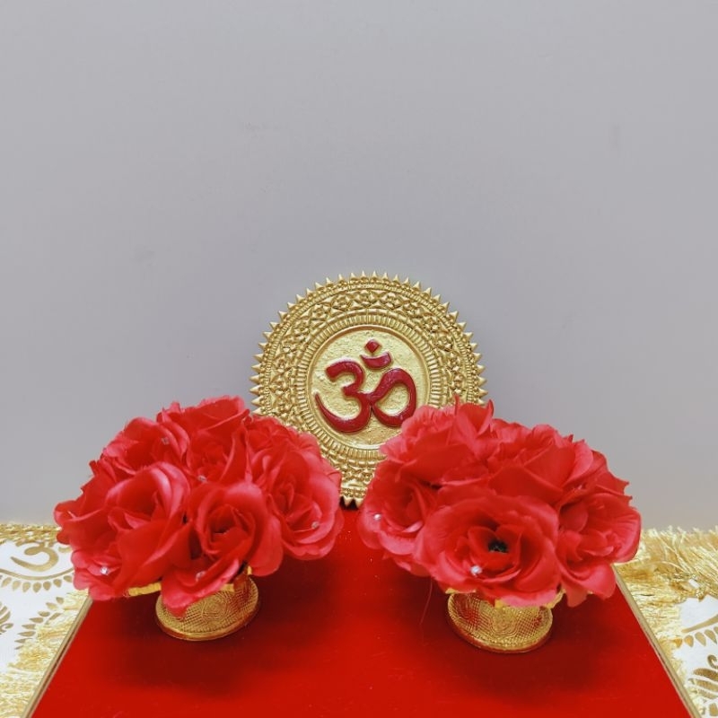 MT-FW2E พานพุ่มเล็ก กุหลาบแดง ถวายแด่พระพิฆเนศ ปู่เวสสุวรรณ ปู่พญาครุฑ งานแฮนด์เมด ราคา ต่อ พาน