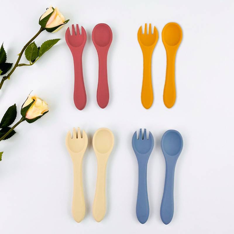 ช้อน-ส้อม ซิลิโคน (Food Grade) พร้อมส่ง