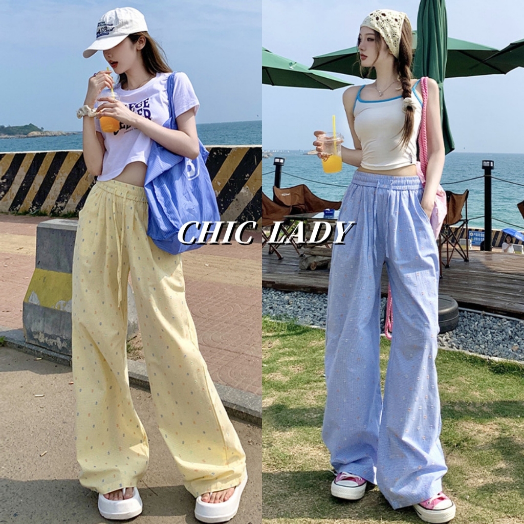 กางเกงลำลองขากว้างลายจุดสีสันสดใส มีเชือกผูกที่เอว ผ้าใส่สบาย มี 2 สีให้เลือก