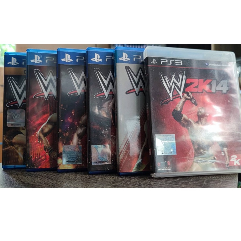 แผ่นเกมส์มือสอง PS4 , PS3 แผ่นเกม WWE 2K14,2K15,2K16,2K17,2K18,2K19  รวม 6 แผ่นCollection USED MINT 