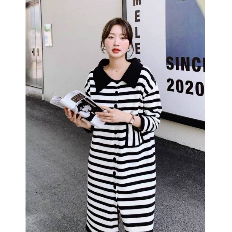 𝗦𝗡𝗢𝗪𝗬 𝗗𝗥𝗘𝗦𝗦 - เดรสไหมพรมลายทาง ผ้านิ่มใส่สบายมาก