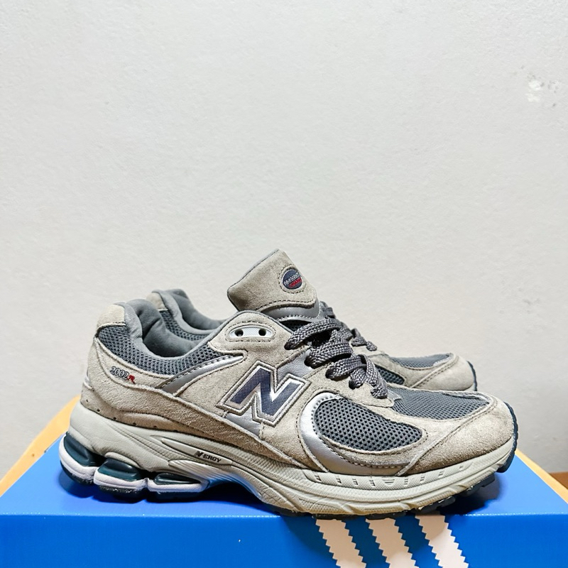 New balance 2002R 39/25 มือสอง