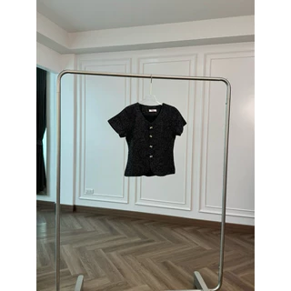 เสื้อรุ่น Bowiee เสื้อแขนสั้น มีซับในทั้งตัว กระดุมโบว์