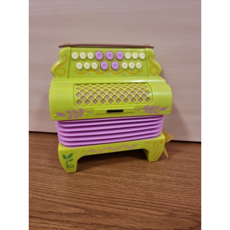 หีบเพลงของ Disney Encanto Mirabel Disney Encanto Mirabel's Musical Accordionมือสอง