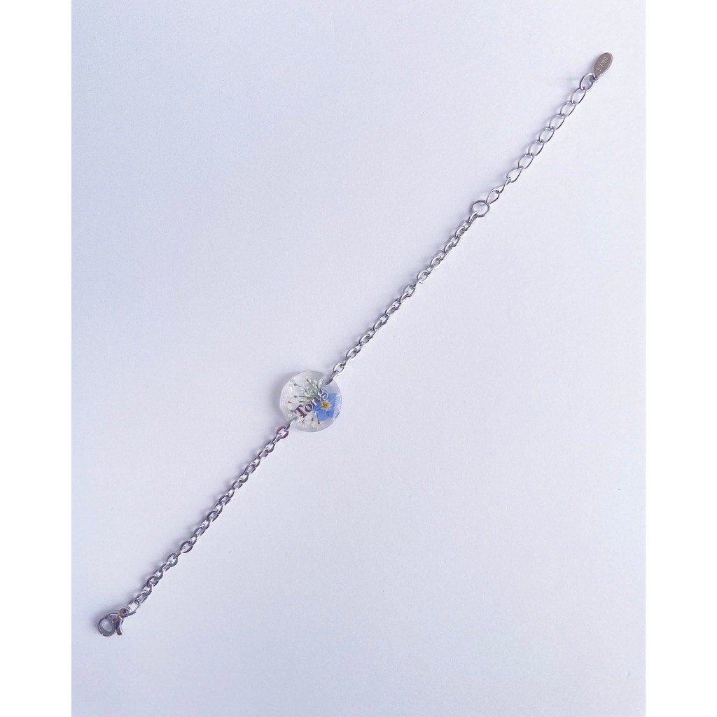 YAMON สร้อยข้อมือดอกฟอร์เก็ตมีน็อต&เอมิมาจัส (forget me not & Ammi majus) สร้อยข้อมือจี้ดอกไม้จริง