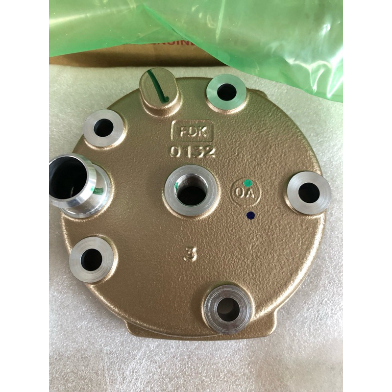 ฝาสูบPDKทองแท้ใหม่ รุ่นKR Victor Serpico แท้ใหม่มือ1ศูนย์Kawasaki