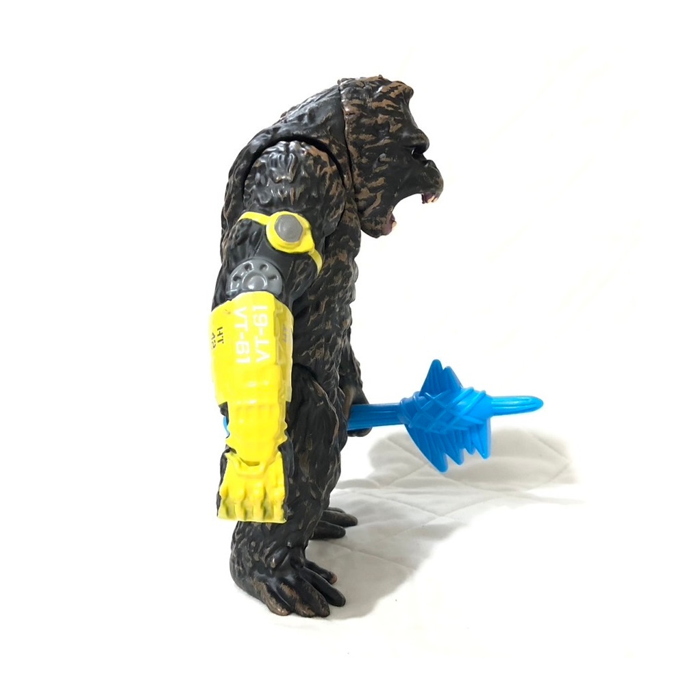 โมเดล ฟิกเกอร์ คิงคอง หมัดเหล็กถือขวาน งานซอฟไวนิล เวอร์ชั่น 2024 Model Figure King Kong Iron Fist Holding Axe - รูปที่ 2