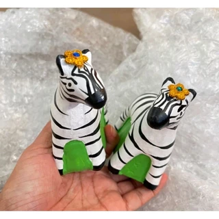 ม้าลายแก้บนม้าลาย ปูนปั้น เริ่มต้นตัวละ20 $ ราคาถูก