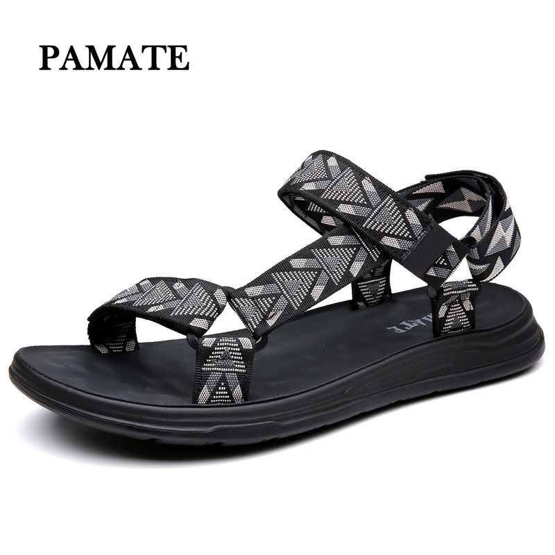 PAMATE Chaco Men รองเท้าผู้ชาย คือรองเท้าคู่หนึ่งที่สามารถสวมเป็นรองเท้าแตะและรองเท้าแตะวอร์มได้ เป็นรองเท้าที่ทันสมัย