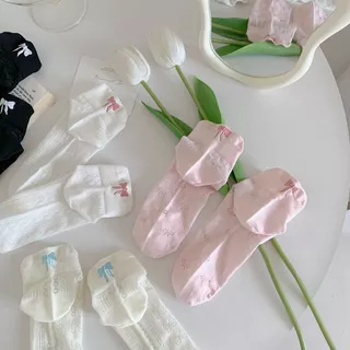ในไทย-พร้อมส่ง✨ถุงเท้าข้อยาวIns ประดับโบว์ ตรงสั้น สีชมพู หวานสไตล์เกาหลี นักเรียนสำหรับผู้หญิง 2024ใหม่-Move