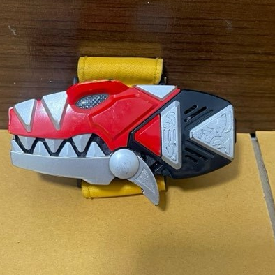 ที่แปลงร่างอาบะเรนเจอร์ ( DX Abaranger Dino Brace )