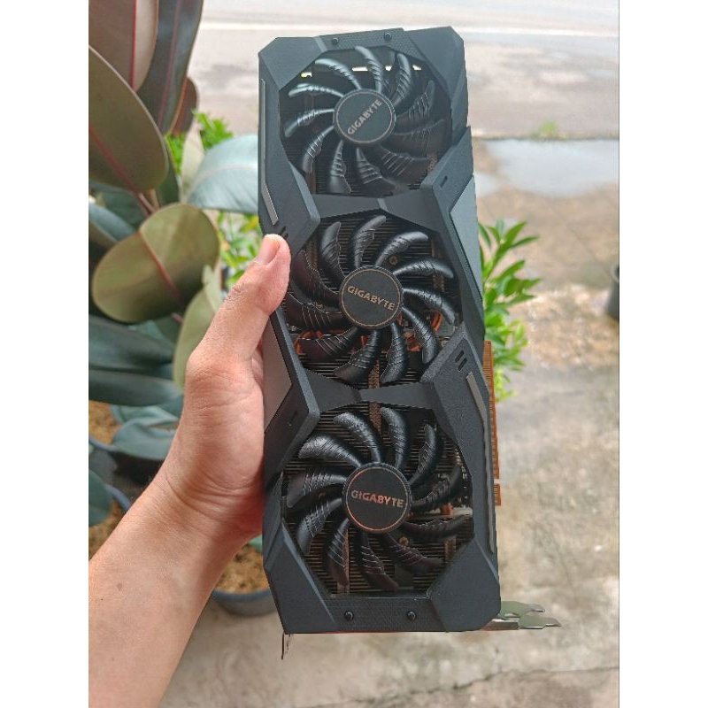 Rx 5700 xt Gigabyte gaming