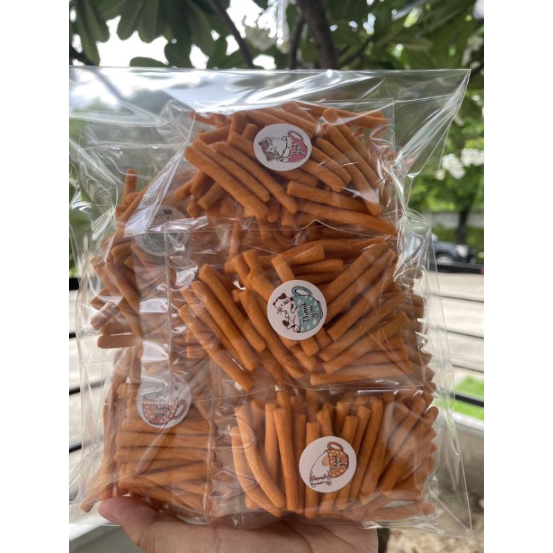 ขนมขาไก่รสเค็ม แบบเพ็ค (มี 12 ถุง ใน 1 ถุงมี 25 กรัม) 50 บาท