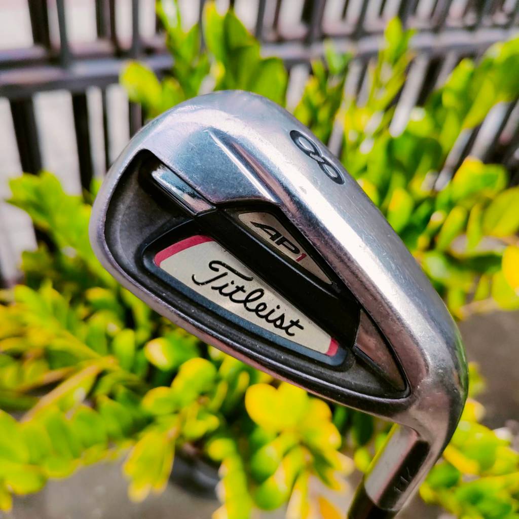 [ผ่อน] เหล็ก 8 titleist AP1 714 ก้าน NSPRO 950 FLEX R เป็นเหล็กที่ตีง่ายและคมกว่า AP2 ไม้กอล์ฟมือสอง