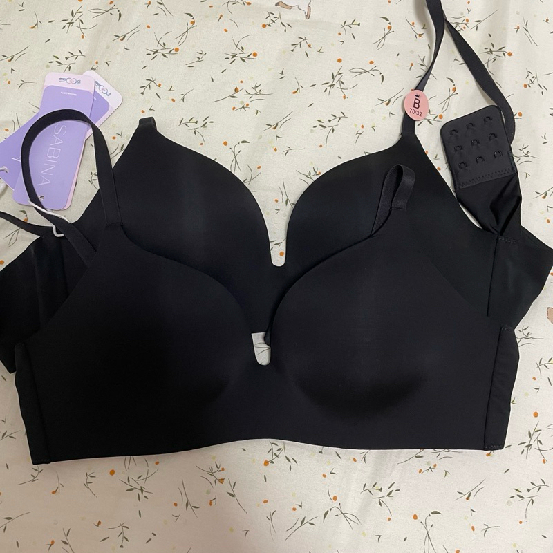 💕 Sabina braless ไร้โครง รุ่น soft doom SBH9100BK สีดำ B70/32 มือ1 มี2ตัว